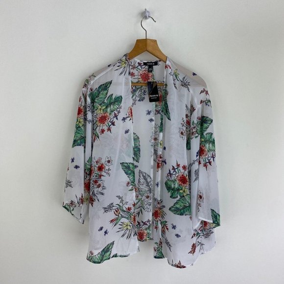 1pc Fashion Floral Print Front Button Close Fitted Camisole Top For Summer For New Year Clothes Graphic Tees Women Tops main image 1